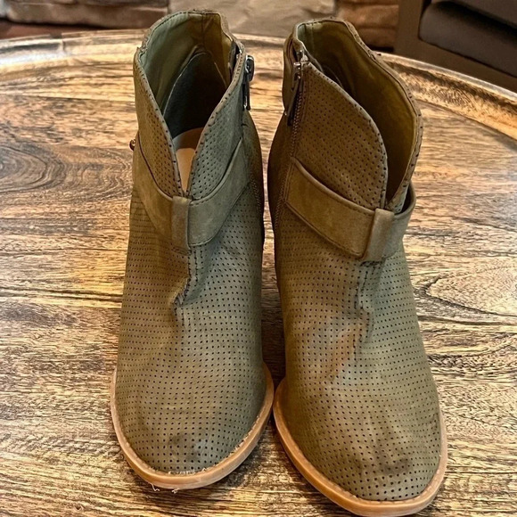 Just Fab Olive Ankle Booties - Picture 2 of 8